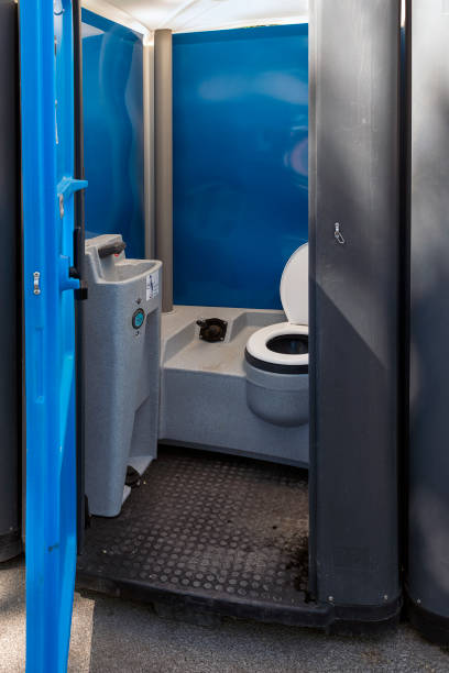 Portable Toilet Options We Offer in Cedar Grove, WI