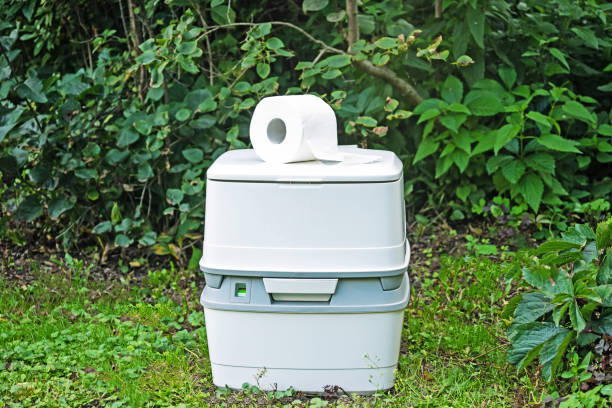 Best Luxury portable toilet rental  in Cedar Grove, WI