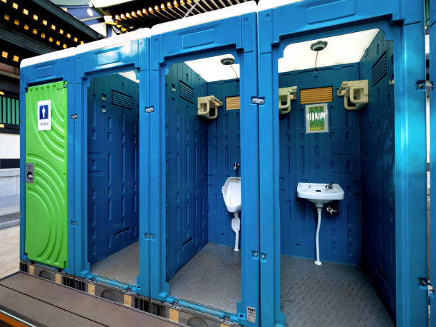 Best Portable toilet rental cost  in Cedar Grove, WI